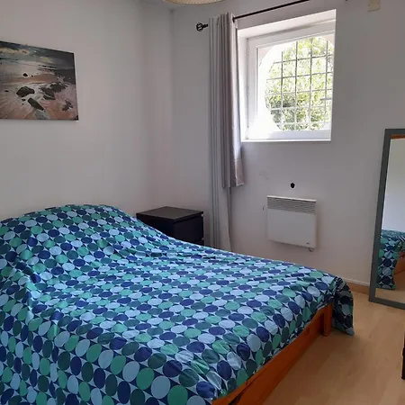 La Metairie De Bed & Breakfast Biaudos