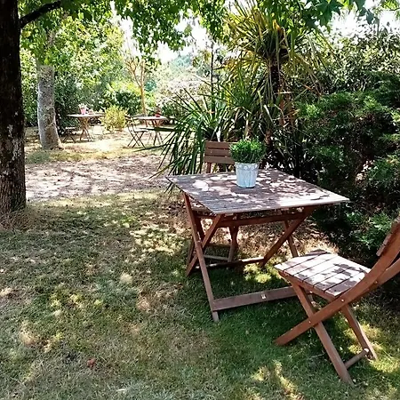 La Metairie De Bed & Breakfast